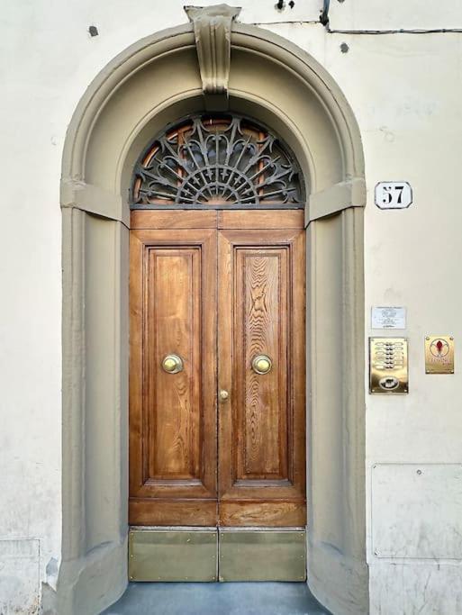 Warm Retreat In The Heart Of Florence Cls Station Apartment Ngoại thất bức ảnh